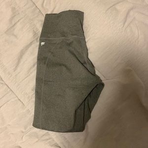 Gray 7/8 powerhold fabletics legging
